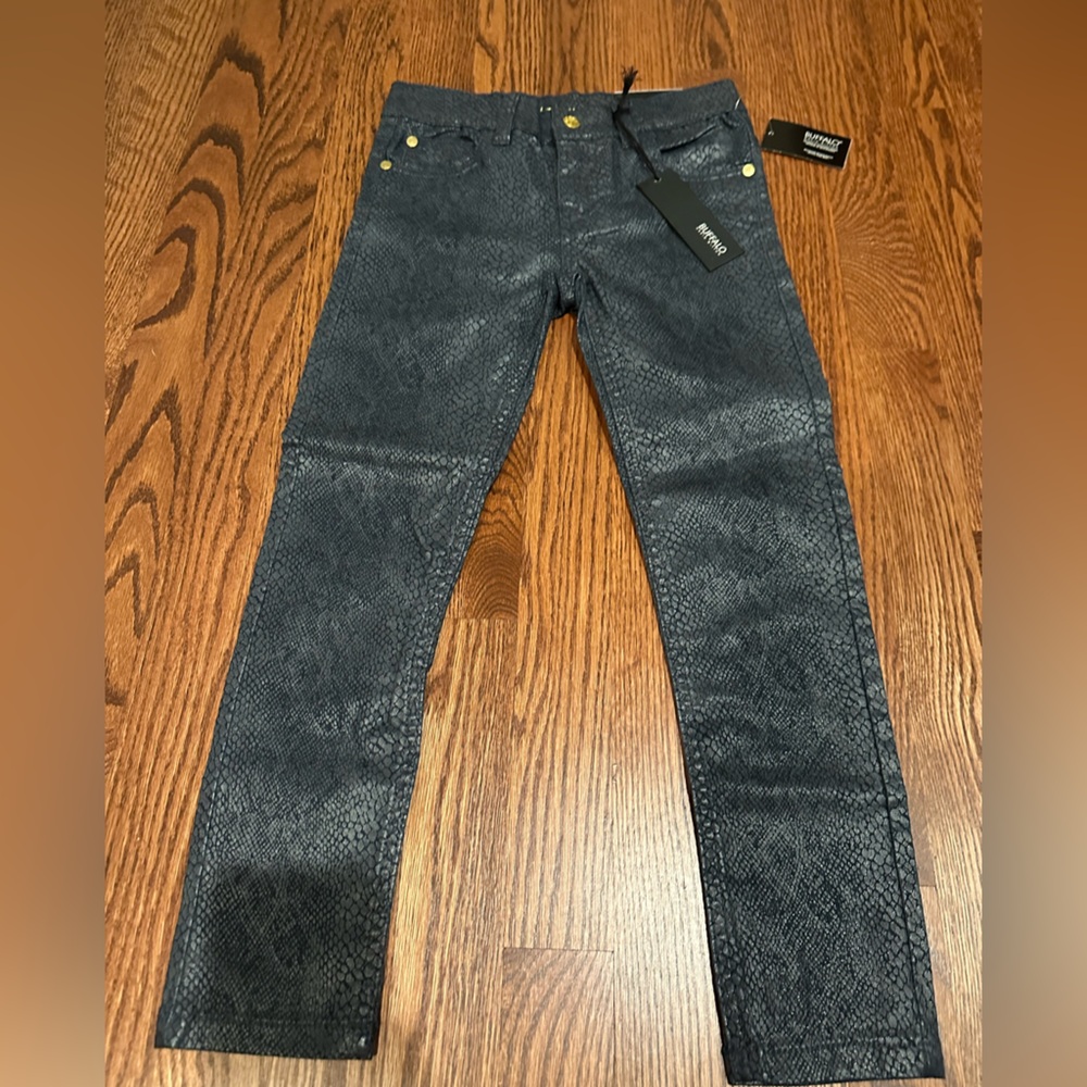Buffalo David Bitton Felow Skinny Pants in gray lizard print with gold details